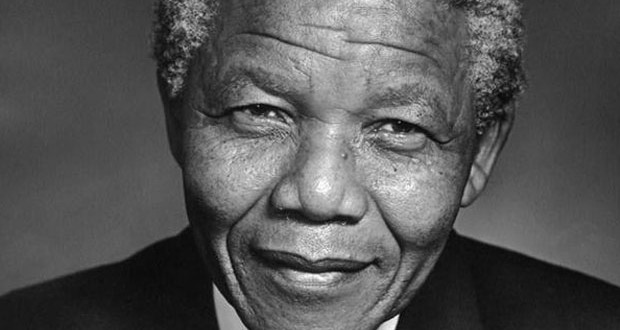 النجوم ينعون الراحل Nelson Mandela