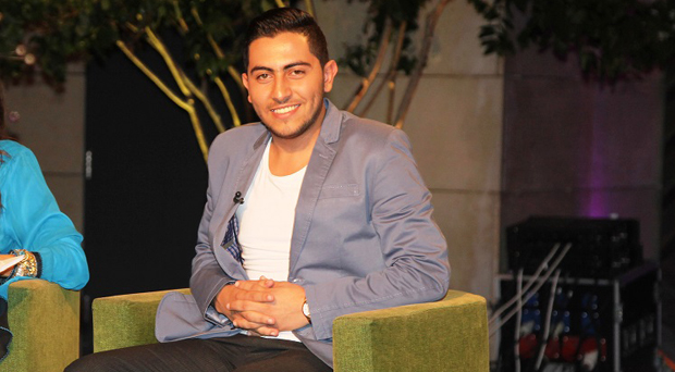 وائل سعيد غنى ولفت الأنظار والجمهور تهافت عليه في ببيروت