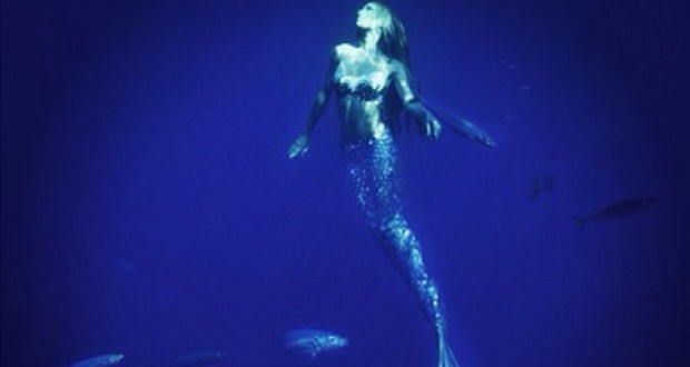 بالصورة: هيفاء وهبي في بحر أزرق عميق وهذا ما تمنّته