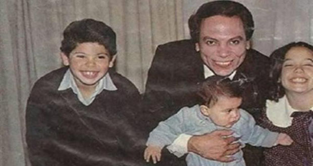 صورة عادل إمام مع أولاده تغزو مواقع التواصل الإجتماعي