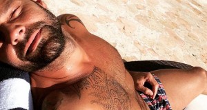بعد وفاته إلكترونياً Ricky Martin ينشر صورة من الجنة