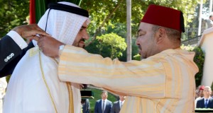 الملك المغربي يقلّد حسين الجسمي “وسام العلوي من درجة قائد”