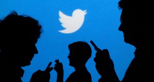 موقع “تويتر” يحذر أصحاب هذه الحسابات ويعطيهم مهلة حتى 11 ديسمبر