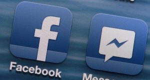 فيسبوك تختبر ميزة “الوضع المظلم” الجديدة في تطبيق “ماسنجر”
