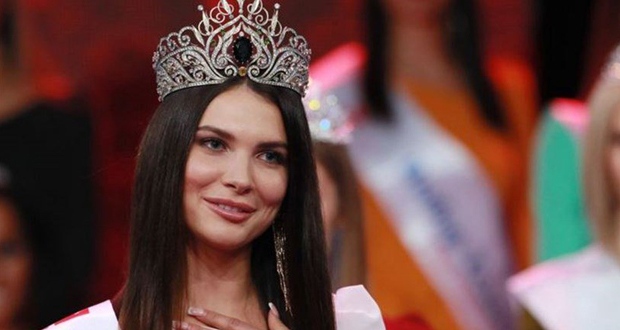 تجريد ملكة جمال روسيّة من لقبها بسبب صورٍ ورّطتها على انستغرام