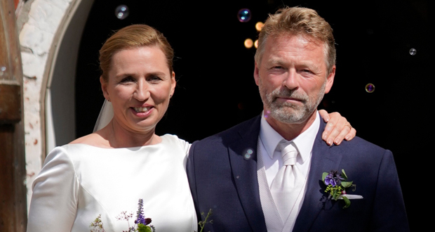 بعد تأجيل زفافها عدة مرات.. رئيسة وزراء الدنمارك تتزوج من مصور