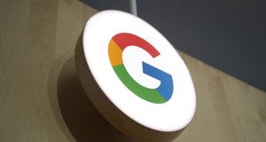 “غوغل” متهمة بالتمييز العنصري