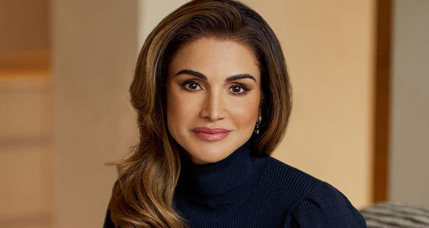 الملكة رانيا تعايد زوجها وابنها: “حبّي لكما يزداد كلّ يوم”