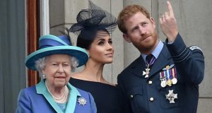 الأمير هاري وزوجته ميغان يزوران الملكة إليزابيث