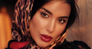 ياسمين صبري تظهر بالحجاب بعد أزمتها مع والدها