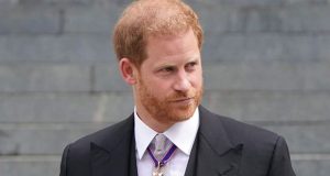 الأمير هاري يكسب أرباحًا طائلة منذ رحيله من القصر الملكي